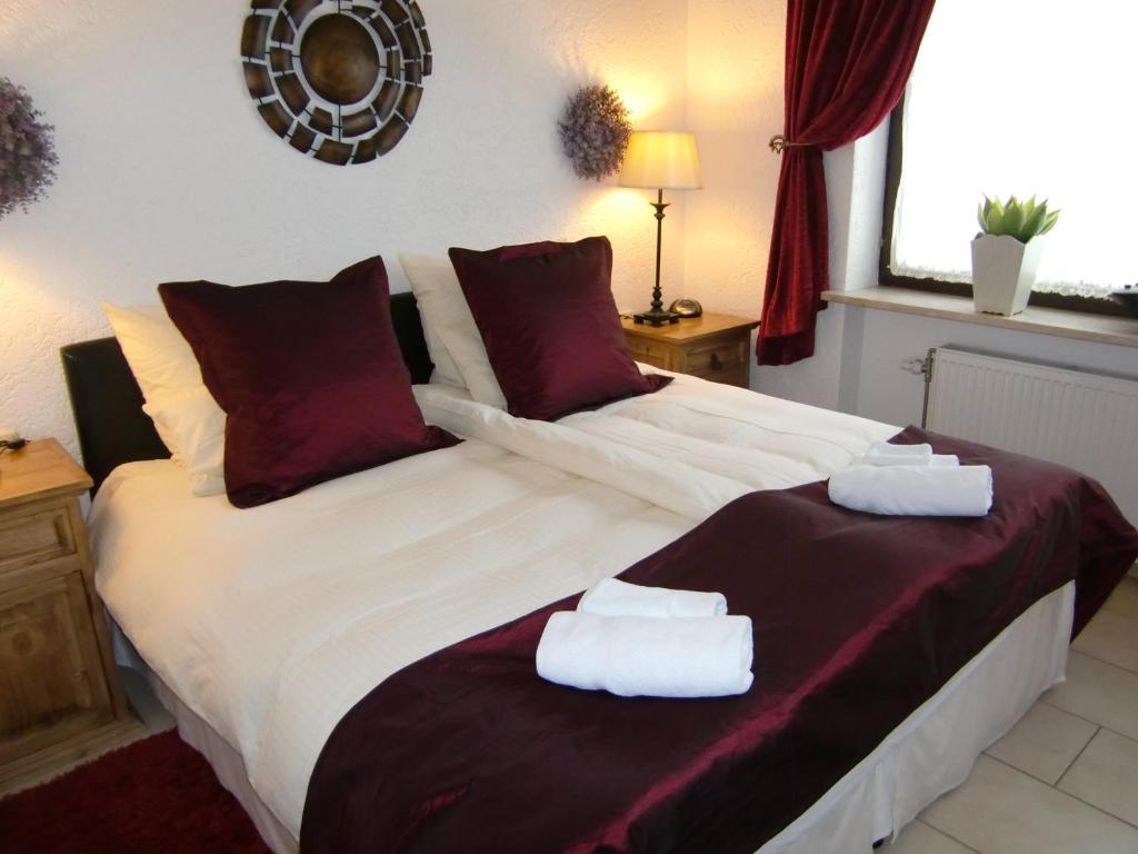 Hotel Garni Zeranka โรพอลดิง ภายนอก รูปภาพ